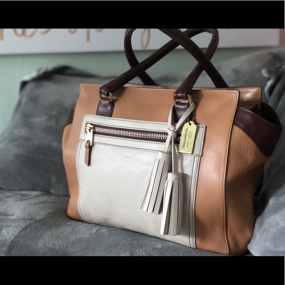 COACH LEGACY BAG 100% AUTHENTIC